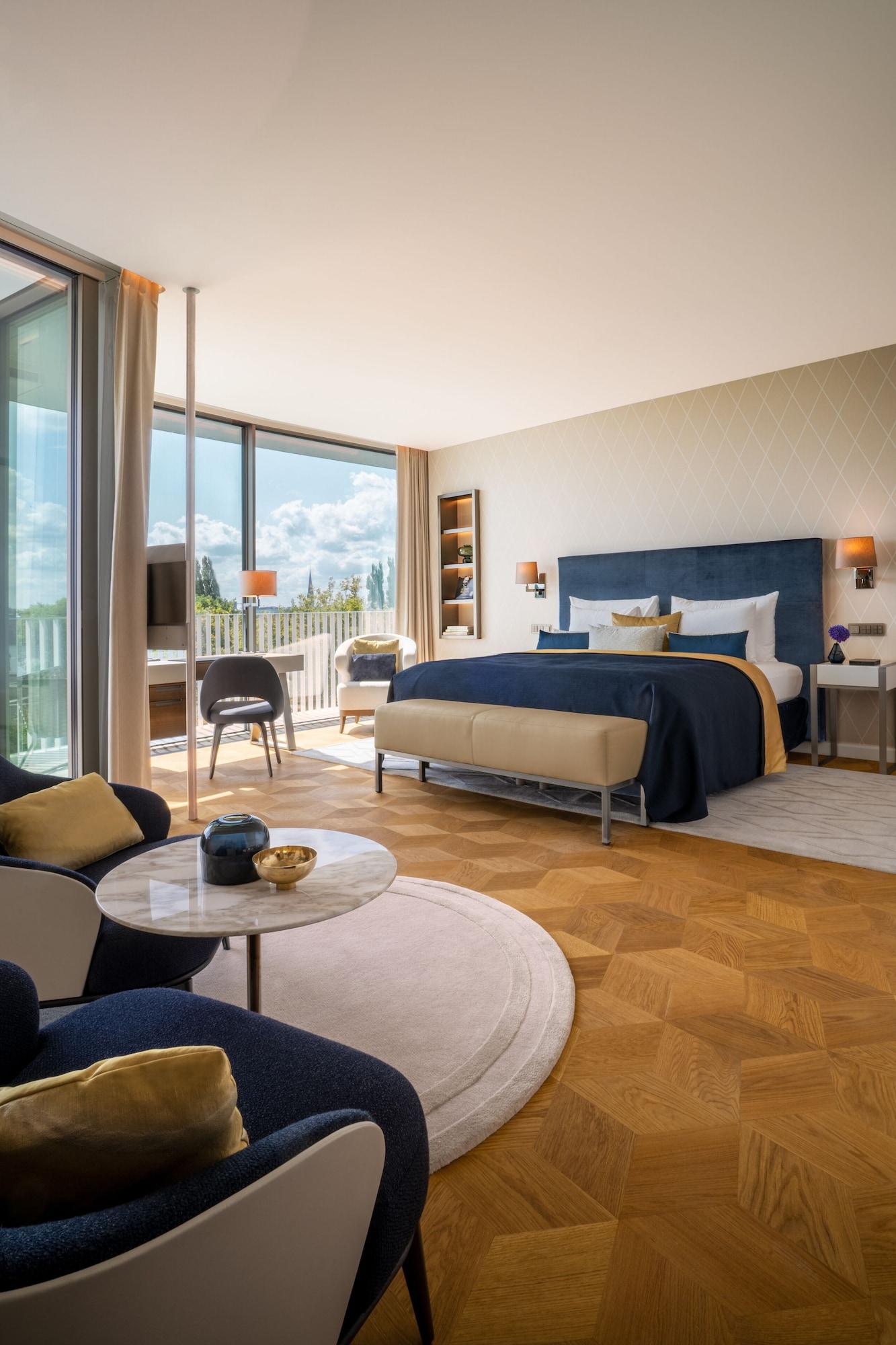 The Fontenay המבורג מראה חיצוני תמונה A bedroom at the hotel