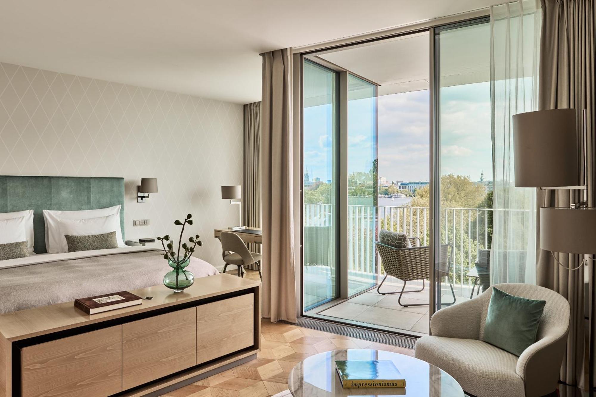 The Fontenay המבורג מראה חיצוני תמונה A bedroom at the hotel