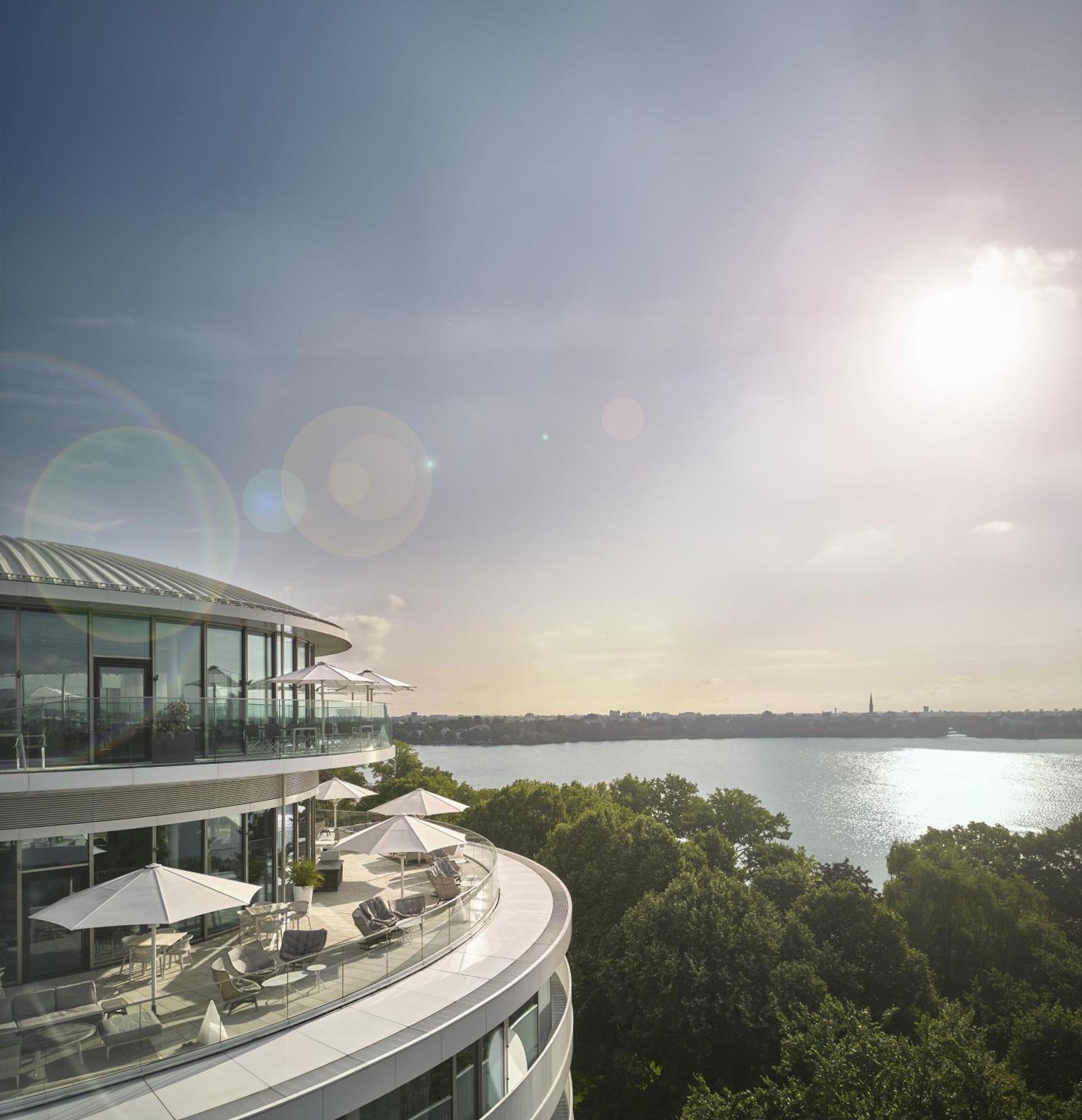 The Fontenay המבורג מראה חיצוני תמונה View of the River Thames from the penthouse